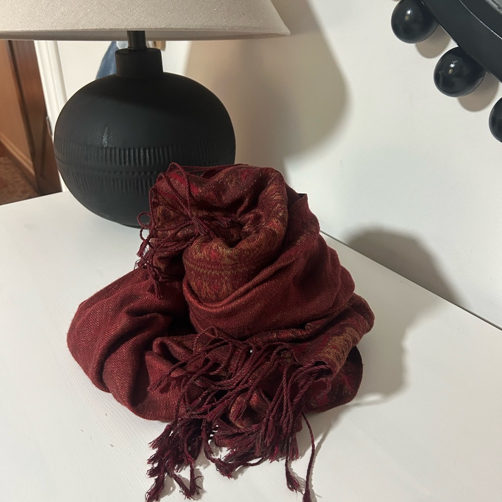 Scarves - Picture 2 of 3